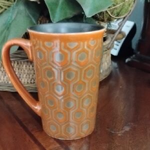 Pfaltzgraff Coffee Mug With Geometric Design